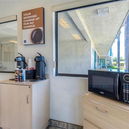 Motel 6 Anaheim Stadium - Orange Dalaman gambar