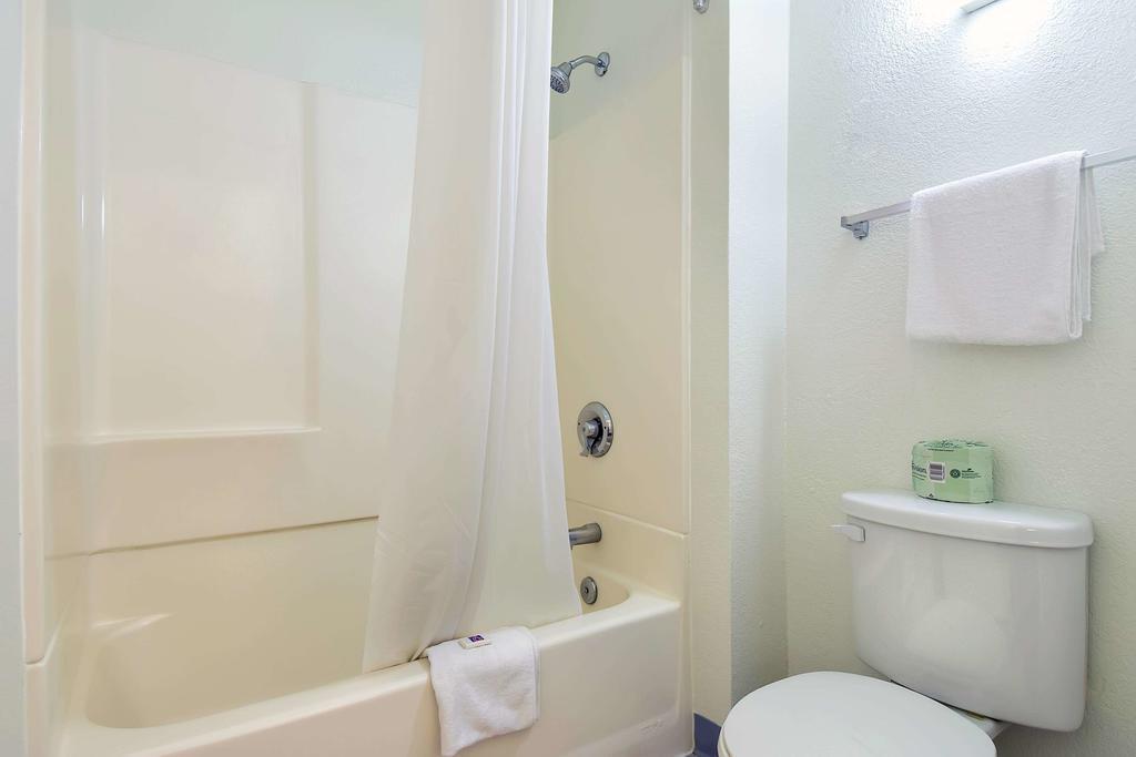 Motel 6 Anaheim Stadium - Orange Luaran gambar