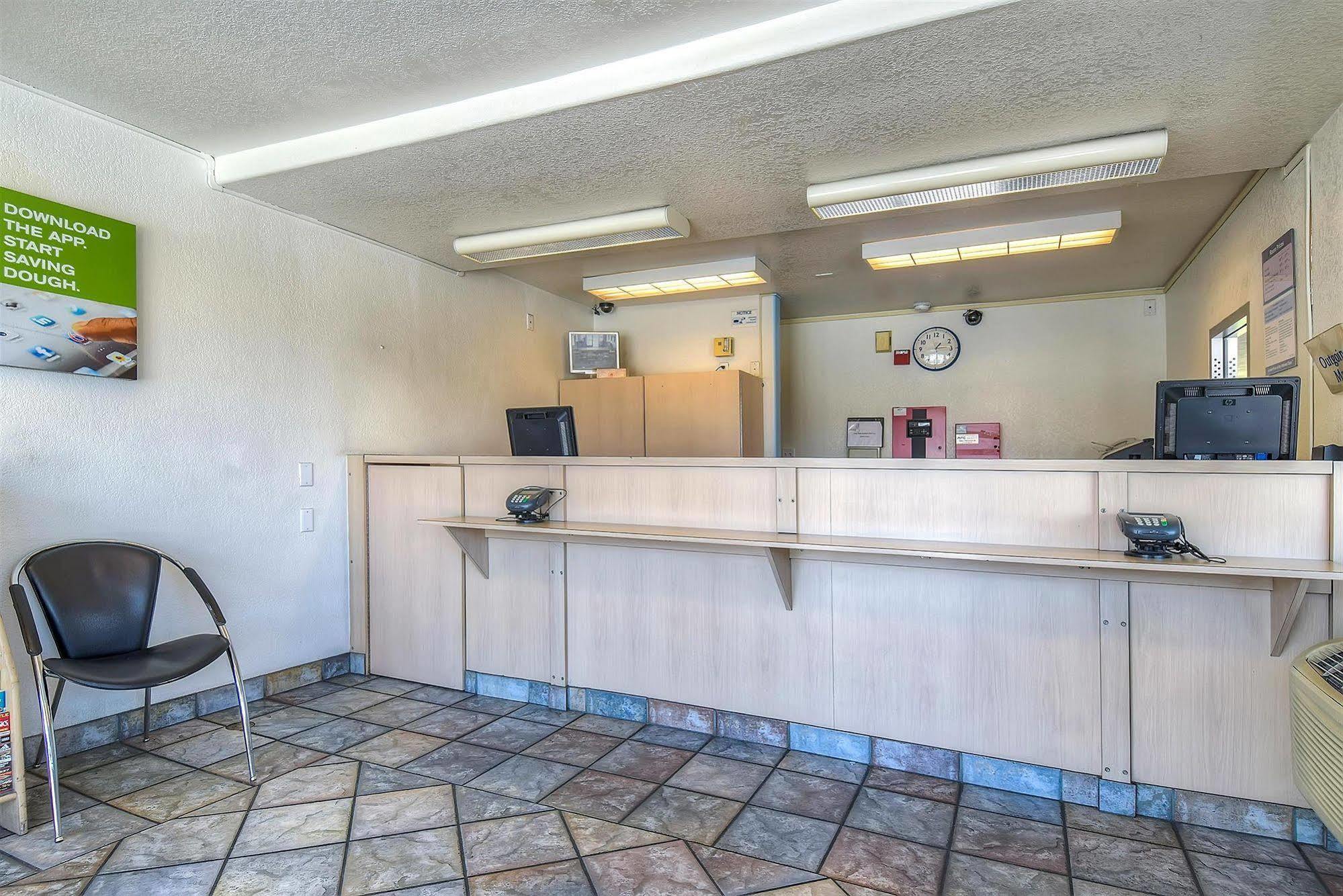 Motel 6 Anaheim Stadium - Orange Luaran gambar