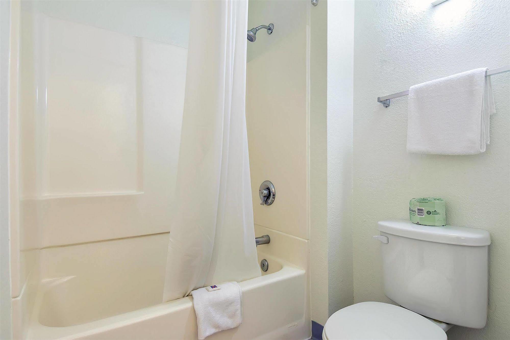 Motel 6 Anaheim Stadium - Orange Luaran gambar
