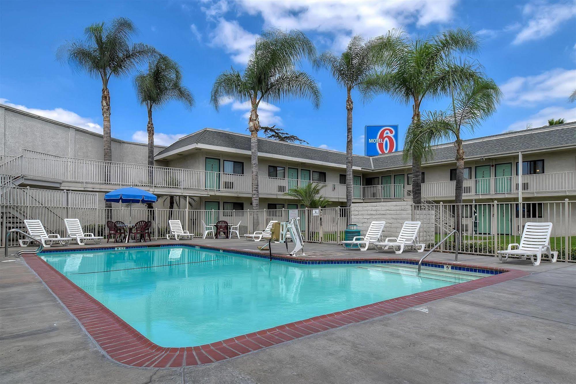 Motel 6 Anaheim Stadium - Orange Luaran gambar