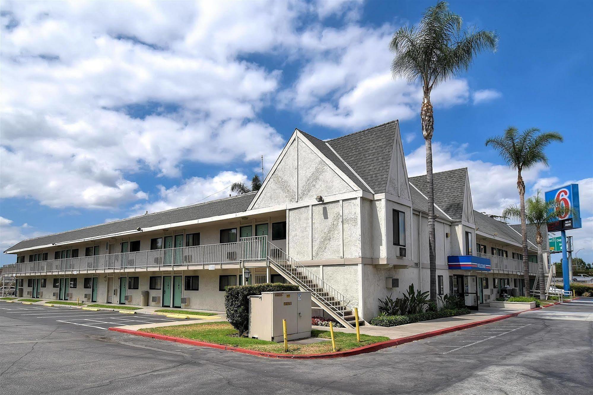 Motel 6 Anaheim Stadium - Orange Luaran gambar